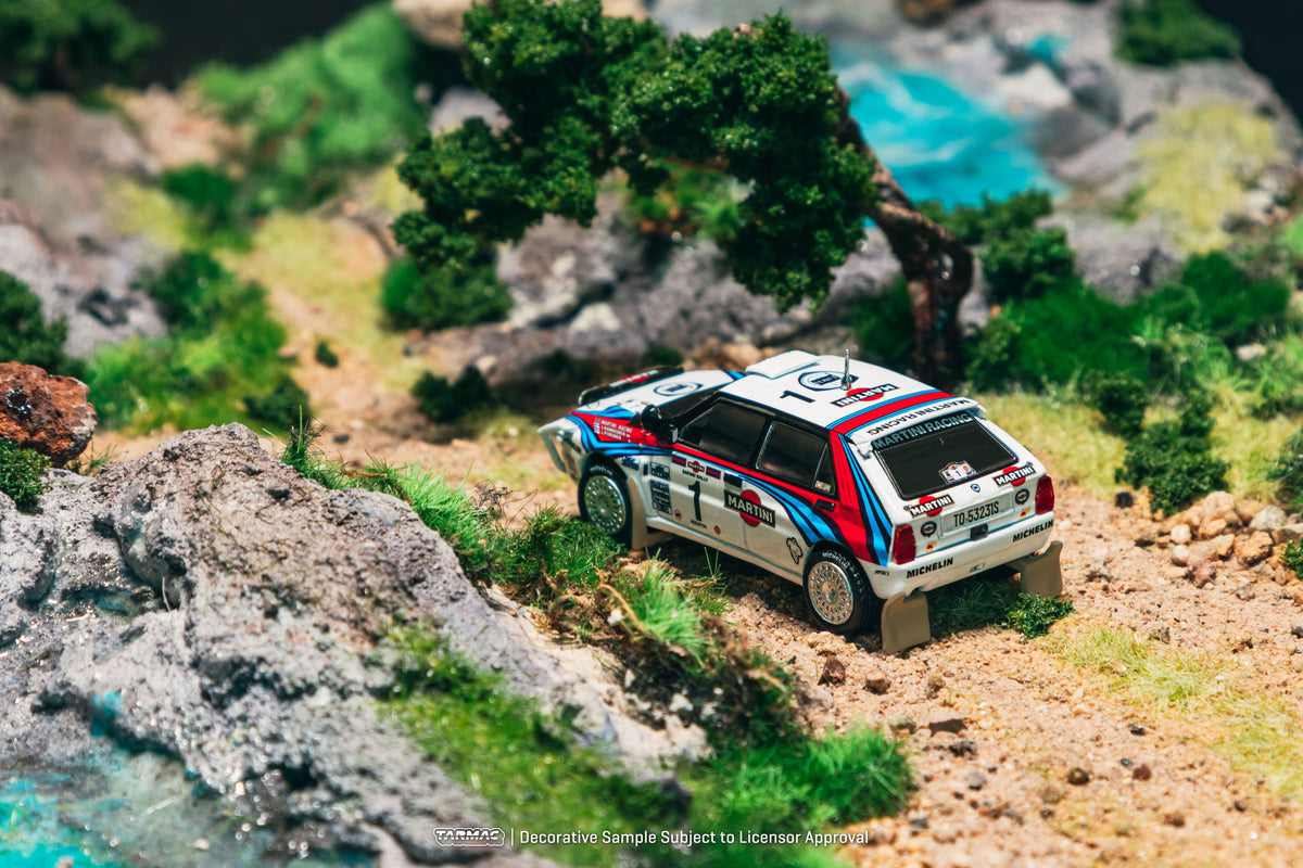 Tarmac Works 1:64 Lancia Delta HF Integrale Safari Rally 1992 T64-049-92SAF01