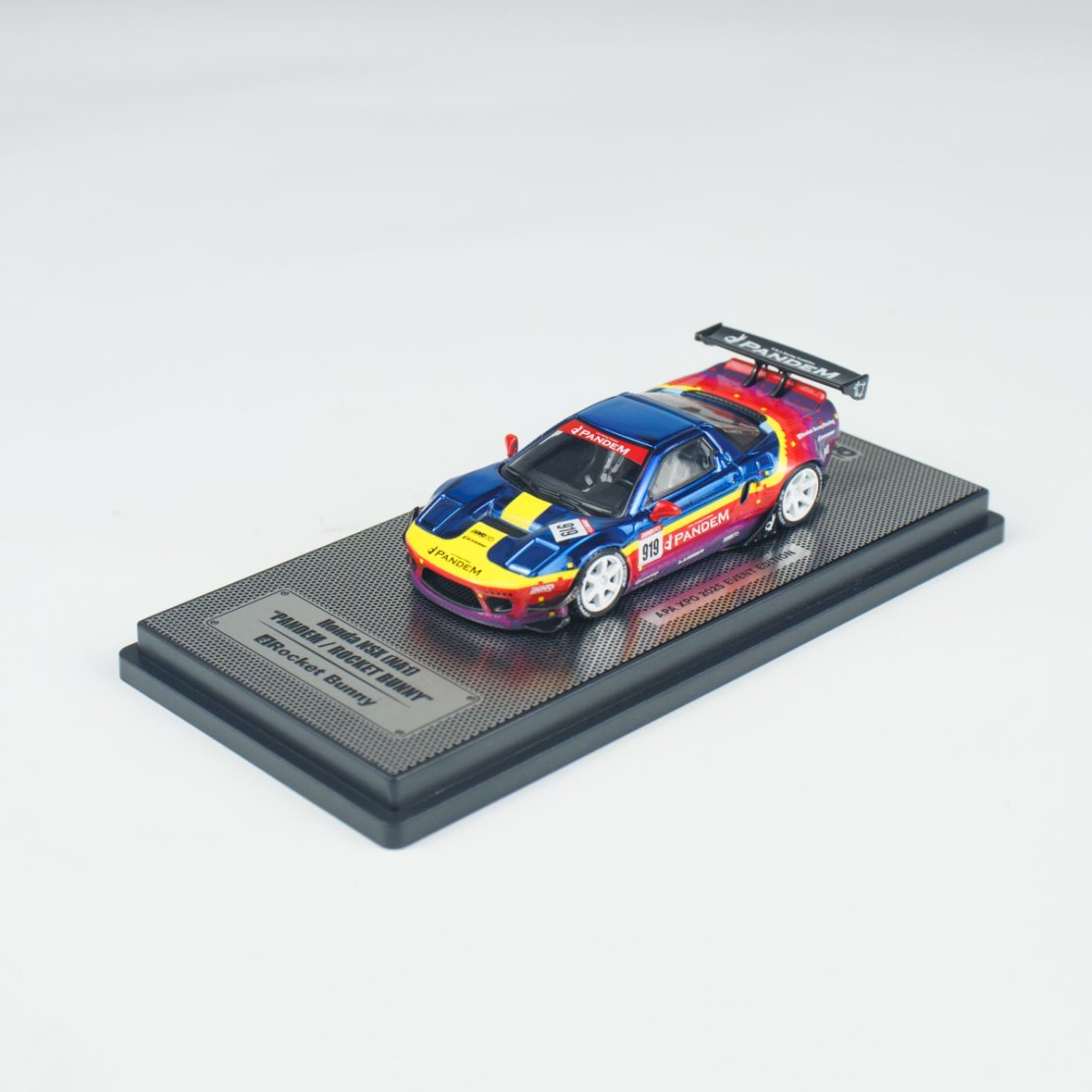 Inno64 1:64 HONDA NSX (NA1) PANDEM ROCKET BUNNY IN64-NSXP-APA25