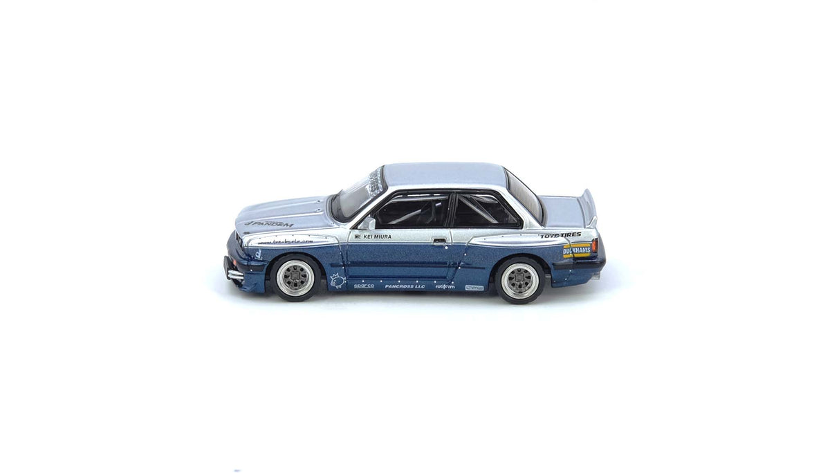 Inno64 1:64 BMW PANDEM E30 M3 Silver/Blue IN64-E30P-SILBLU
