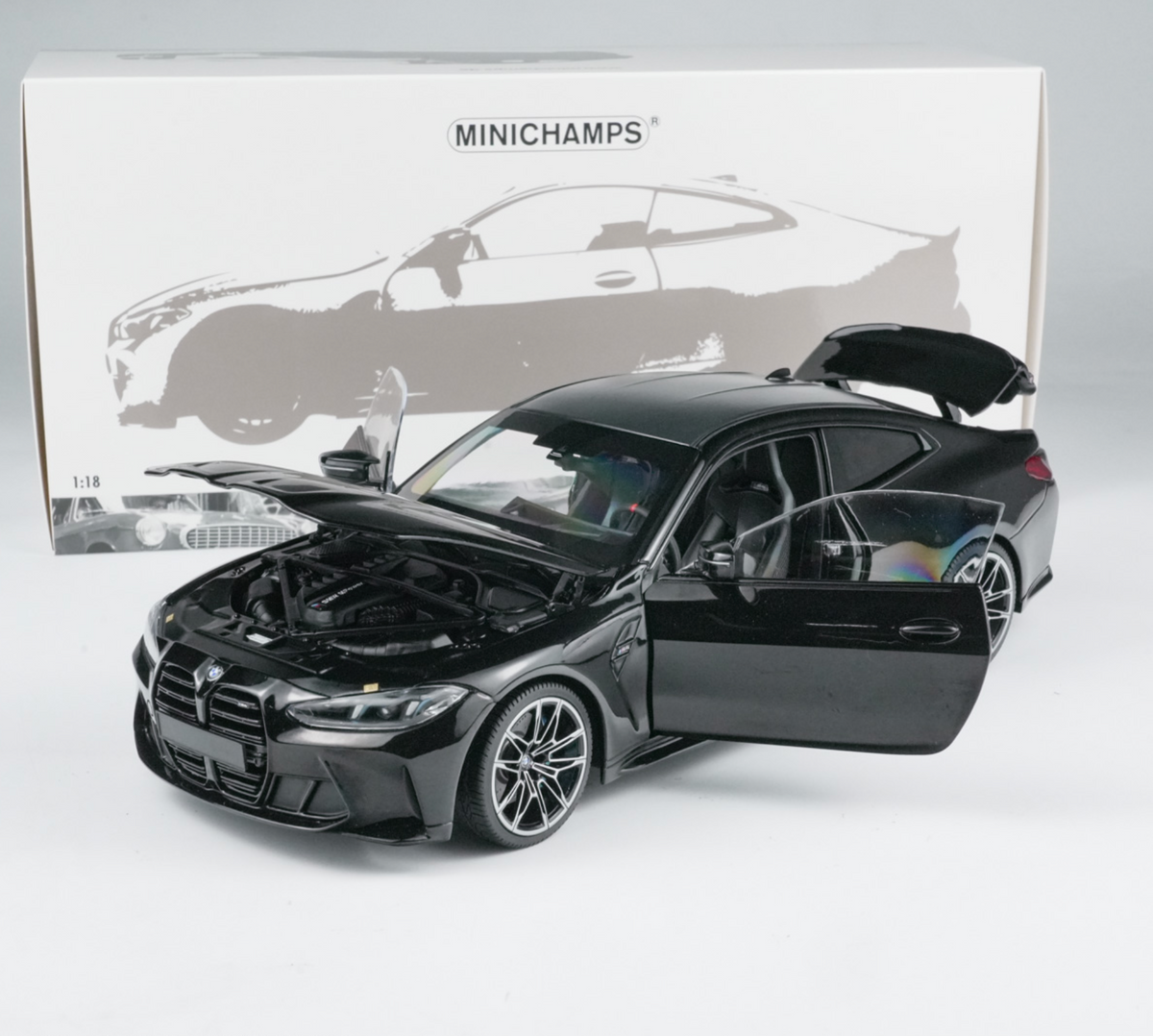 MINICHAMPS 1:18 BMW M4 - 2024 - BLACK METALLIC 110020141