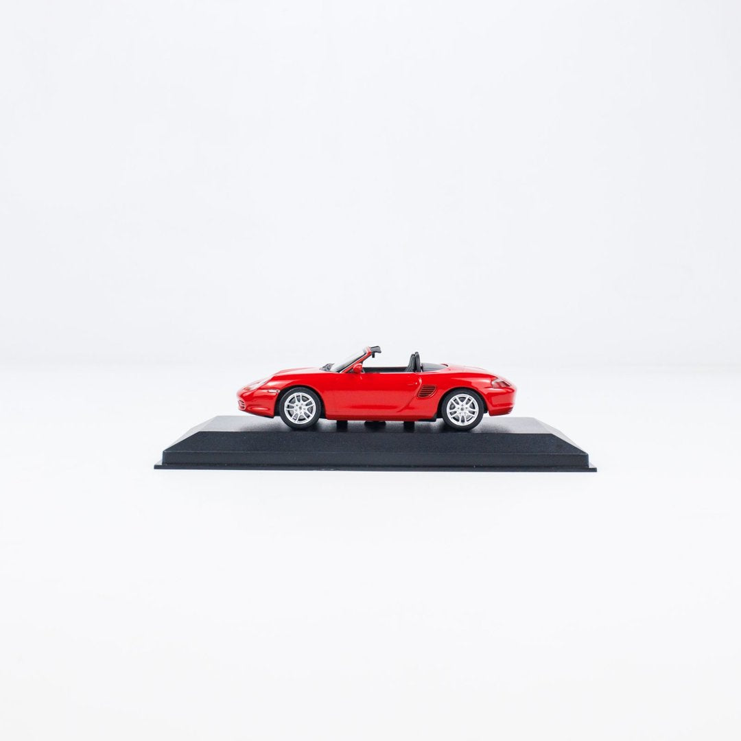 MINICHAMPS 1:43 PORSCHE BOXSTER S - 2002 - RED 940062070