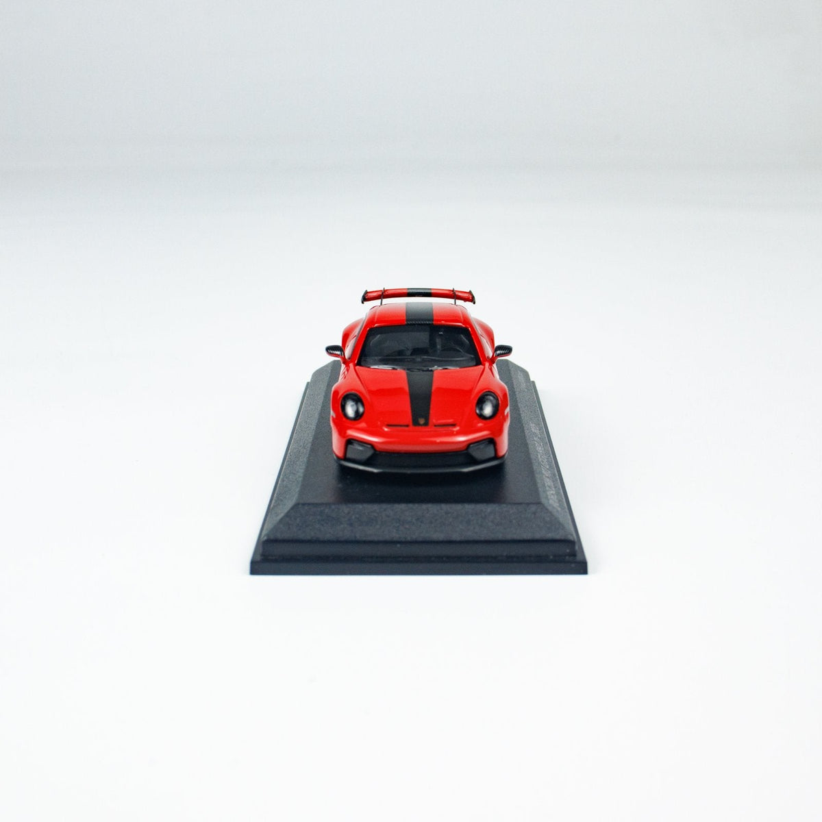 Minichamps 1:64 PORSCHE 911 (992.2) GT3 - 2025-RED CLDC 643064223