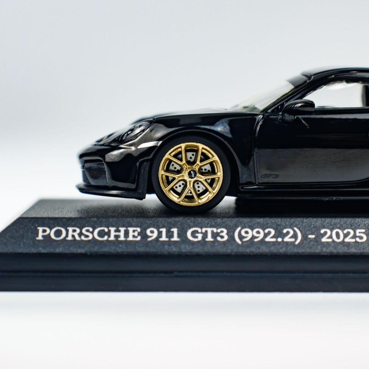 Minichamps 1:64 PORSCHE 911 (992.2) GT3 - 2025 - BLACK CLDC 643064225