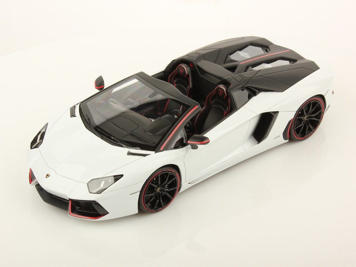 MR COLLECTI0N 1:18