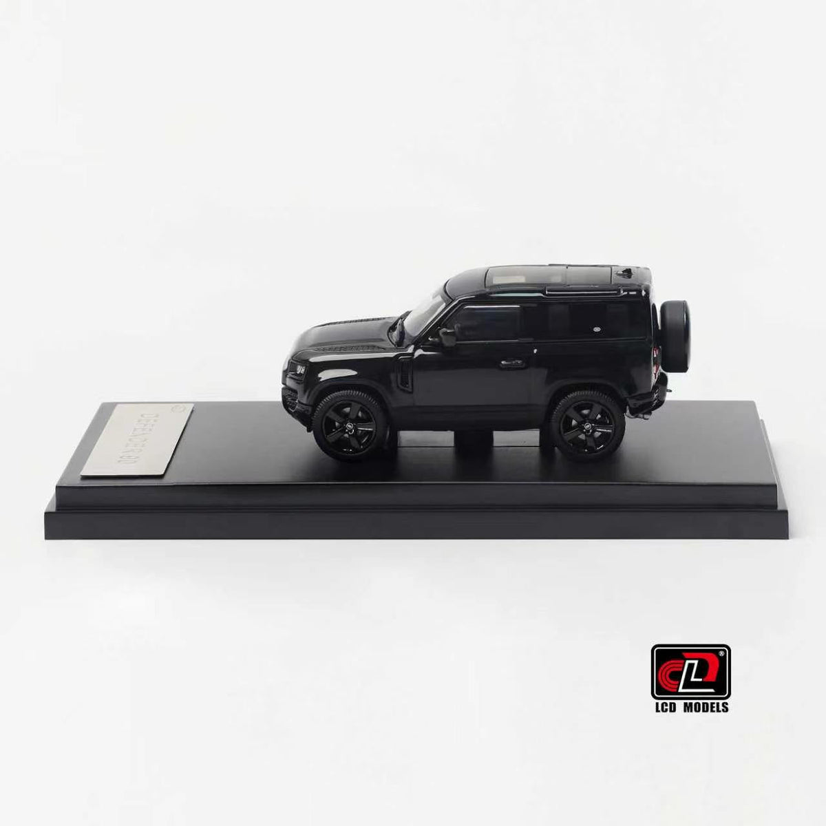 [Preorder] LCD 1:64 Land Rover Defender 90 (3 Colours) LCD64047-BL/ LCD64047-BU/ LCD64047-GR