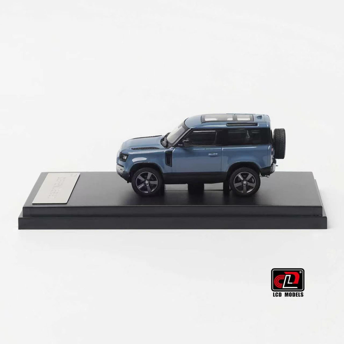[Preorder] LCD 1:64 Land Rover Defender 90 (3 Colours) LCD64047-BL/ LCD64047-BU/ LCD64047-GR