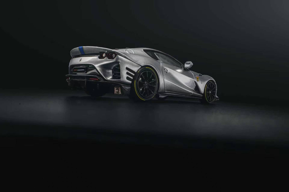 [Preorder] GlamCraft 1:64 Ferrari 812C GT Silver Blue Stripes