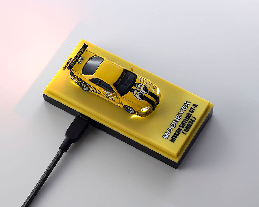 [Preorder] Kyosho 1:64 Nissan GT-R (R34) Mooneye's 1 with MOTN LED Base Compatible Bright Yellow 07134LM2