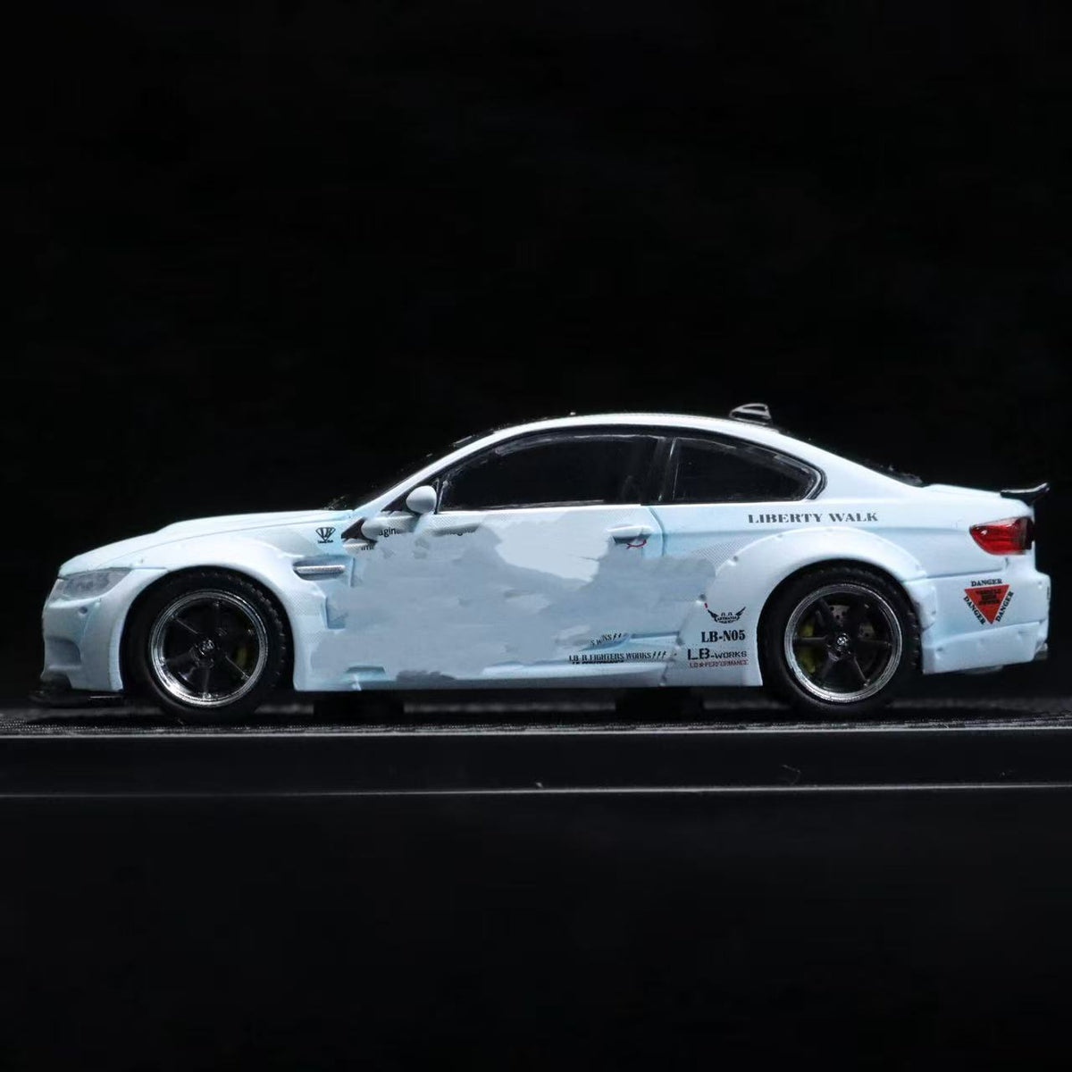 Fine Model 1:64 BMW M3 E92 Denim Blue