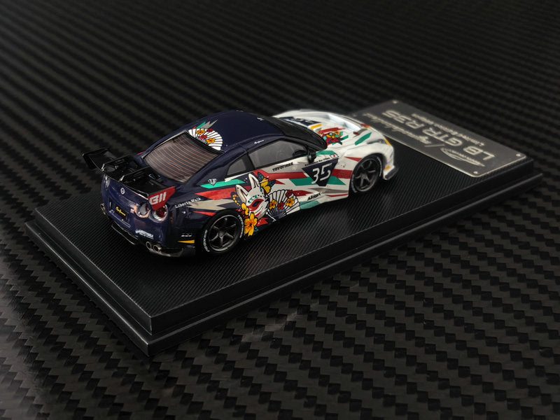 [Preorder] Model Collect 1:64 LB GTR R35 1.5 Kitsune Mask Livery MC640004S