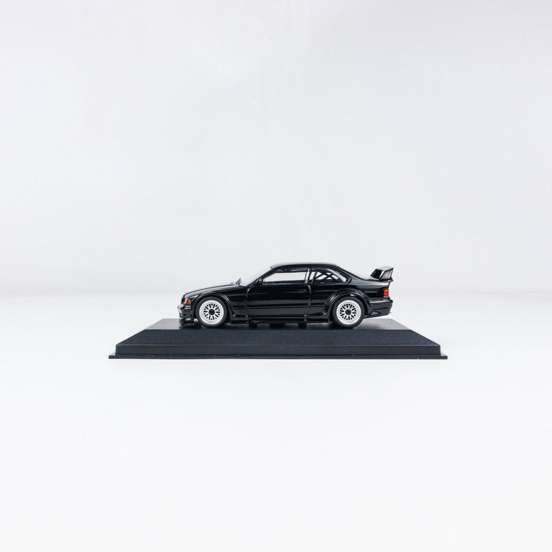 MINICHAMPS 1:43 BMW M3 E36 GTR - 1993 - BLACK 940023380