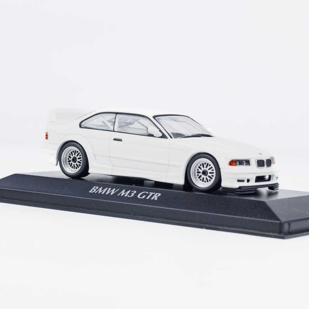 MINICHAMPS 1:43 BMW M3 E36 GTR - 1993 - WHITE 940023381