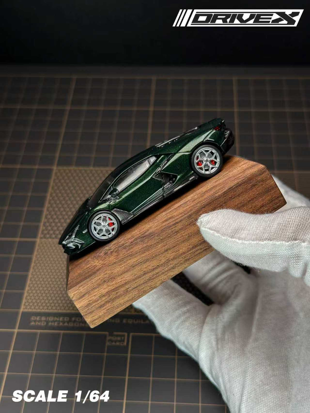 Drive X 1:64 Lamborghini Revuelto Hanging Card Board (7 Colours)