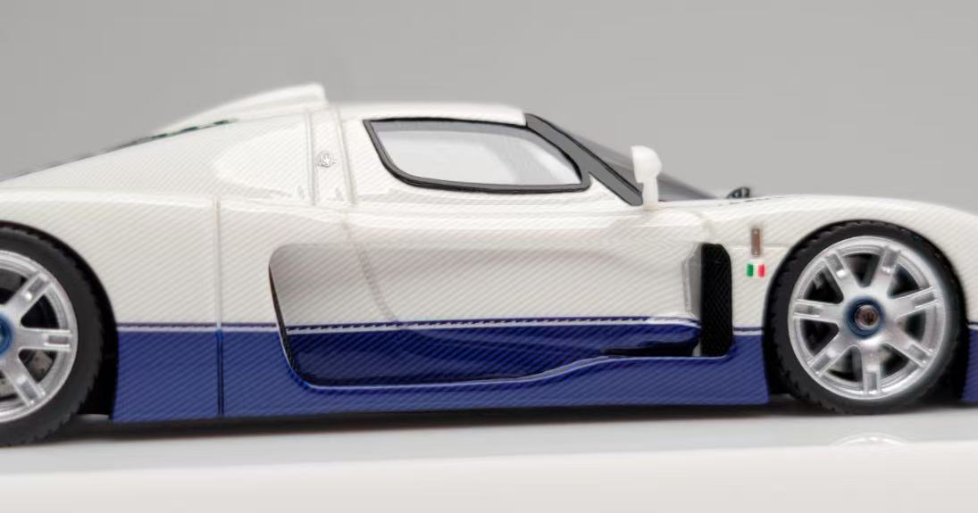 [Preorder] YM model 1:64 Maserati MC12 Stradale Resin (4 Colours)