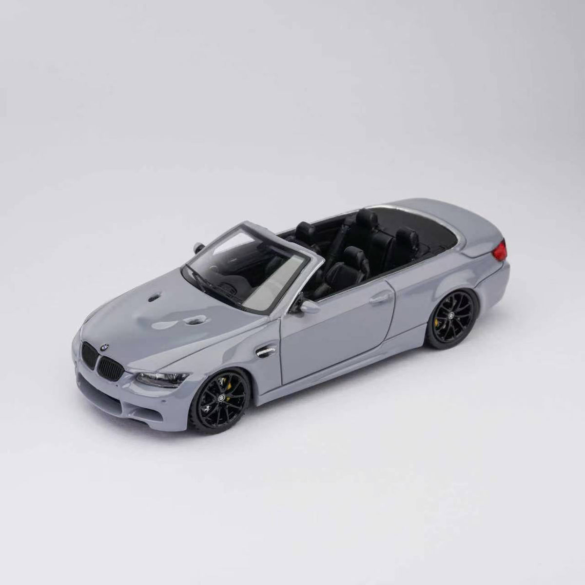 [Preorder] Fine Model 1:64 BMW M3 E93 (4 Colours)