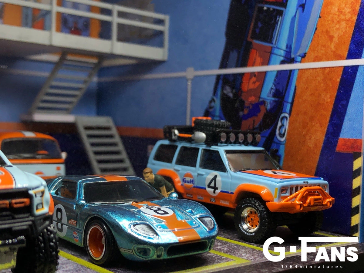 G.Fans 1:64 Garage Diorama with LED (Gulf Theme) 710019