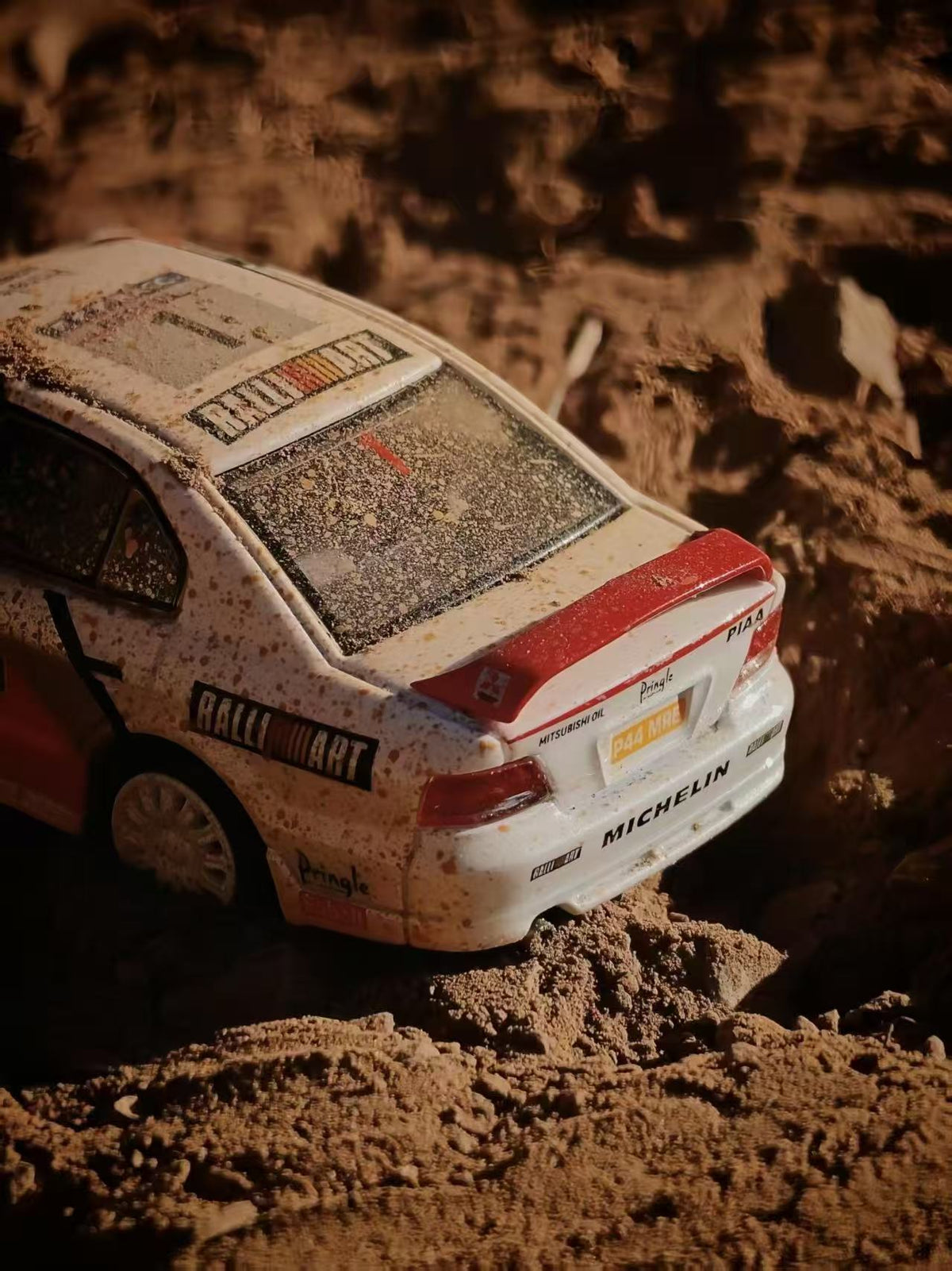 Bliss 1:64 Mitsubishi Golan Dirty Version