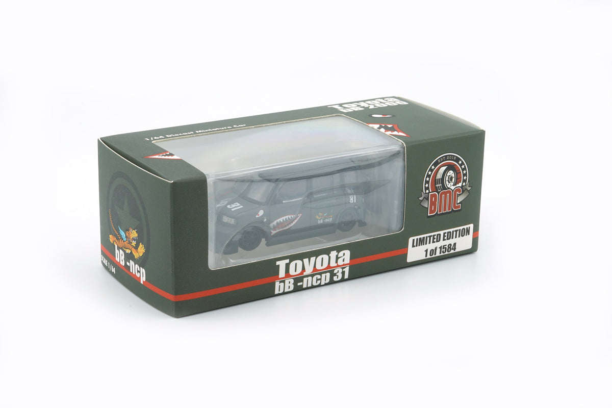 BM creation 1:64 Toyota 2000 bB - Matte Green + P40 Tiger Pattern (RHD)