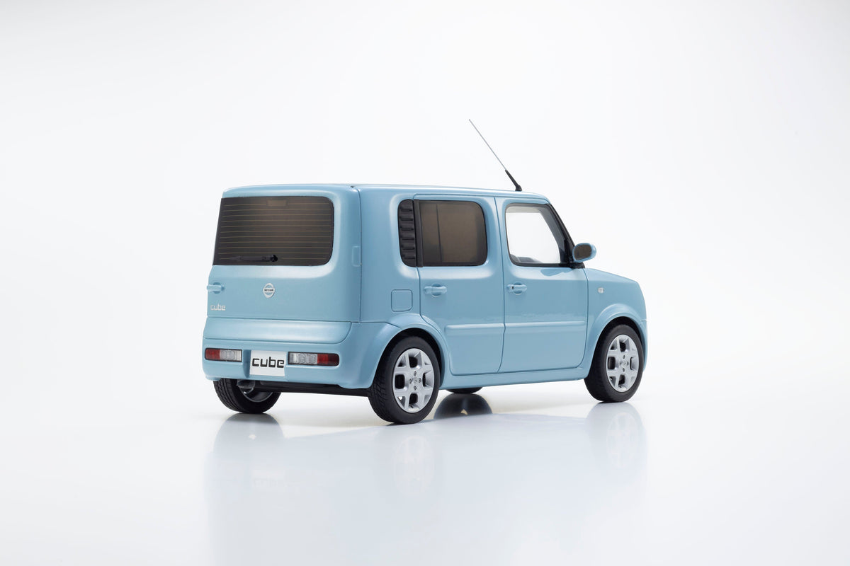 Kyosho 1:18 Nissan CUBE (Air Blue)