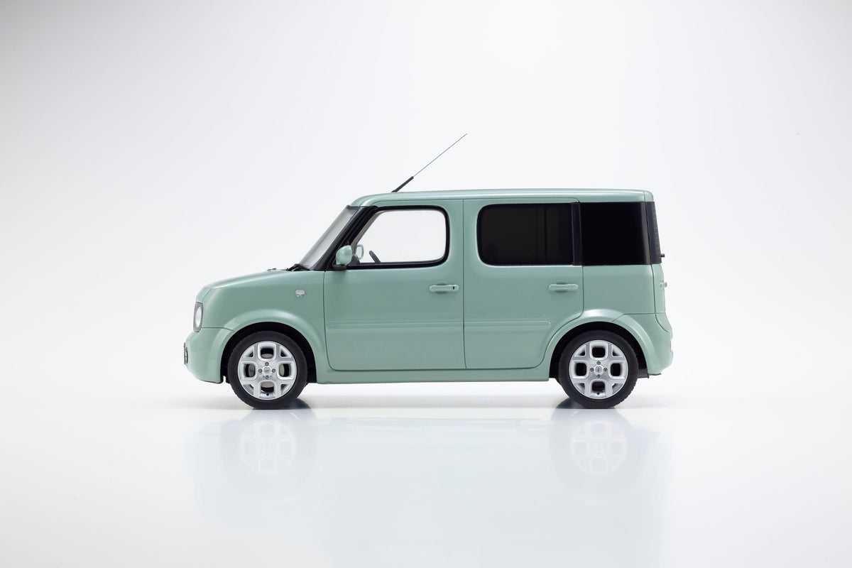 Kyosho 1:18 Nissan CUBE (Aqua Mint)