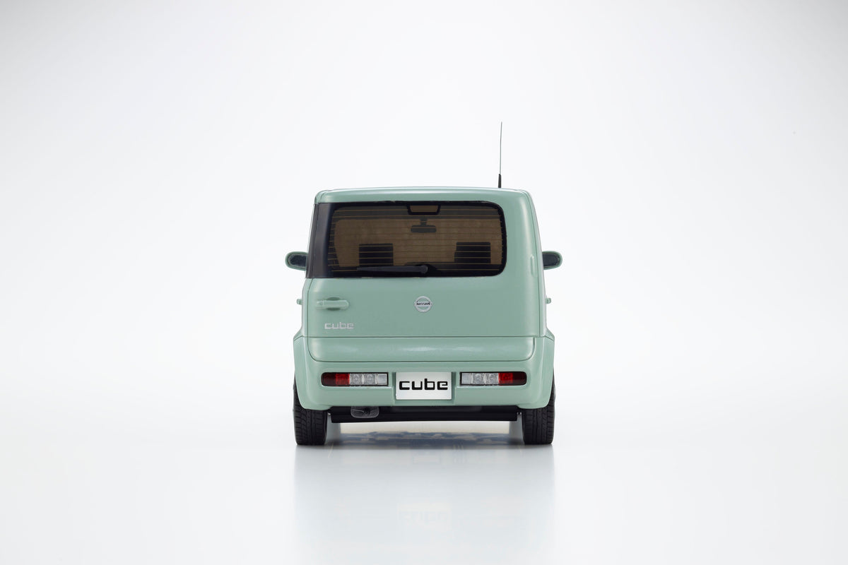Kyosho 1:18 Nissan CUBE (Aqua Mint)