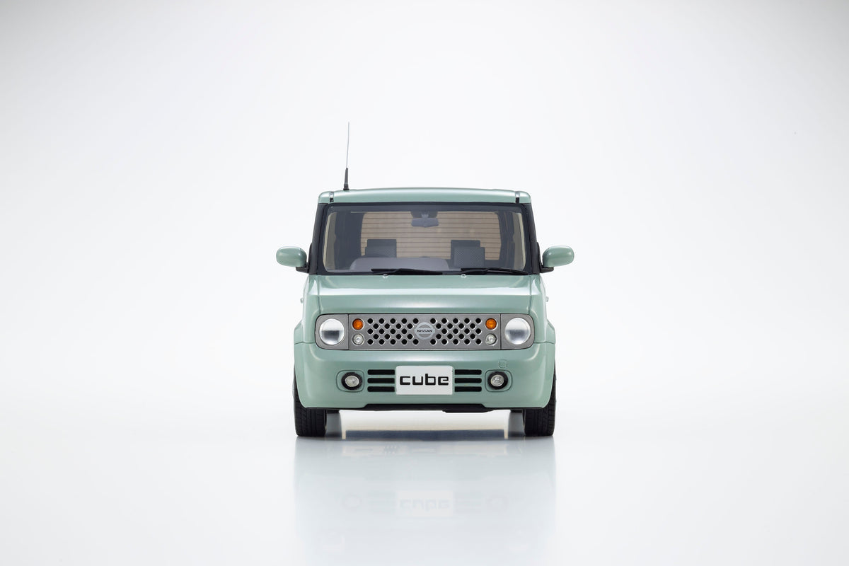 Kyosho 1:18 Nissan CUBE (Aqua Mint)