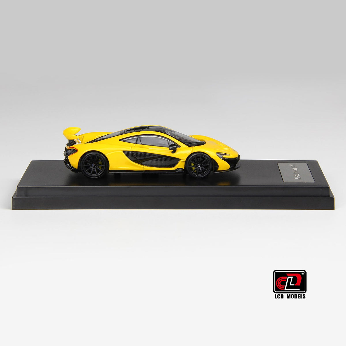 LCD 1:64 McLaren P1 Yellow LCD64023-YE