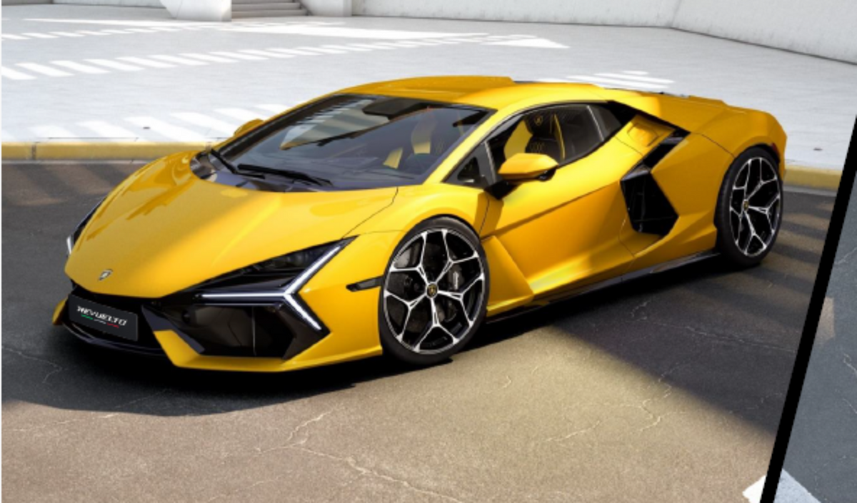 LCD 1:64 Lamborghini Revuelto (8 Colours)