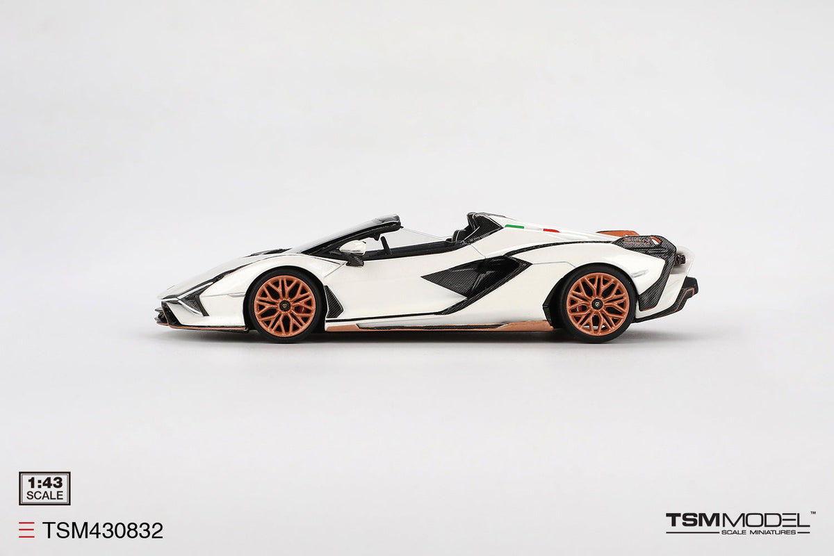 TSM 1:43 Lamborghini Sián Roadster Bianco Asopo TSM430832