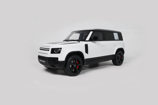 GT Spirit 1:12 LAND ROVER DEFENDER 110 P400X WHITE 2021 GT554