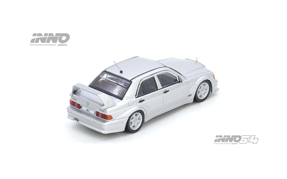 Inno64 1:64 MERCEDES BENZ 190E Silver IN64-190E-SIL