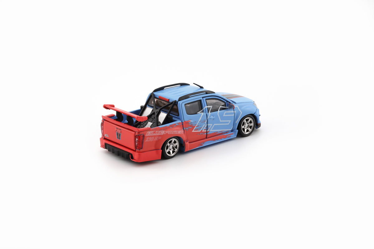 BM Creations 1:64 Isuzu D-Max 2018 - Low Rider Safty Car 1.9 -RHD 64B0464