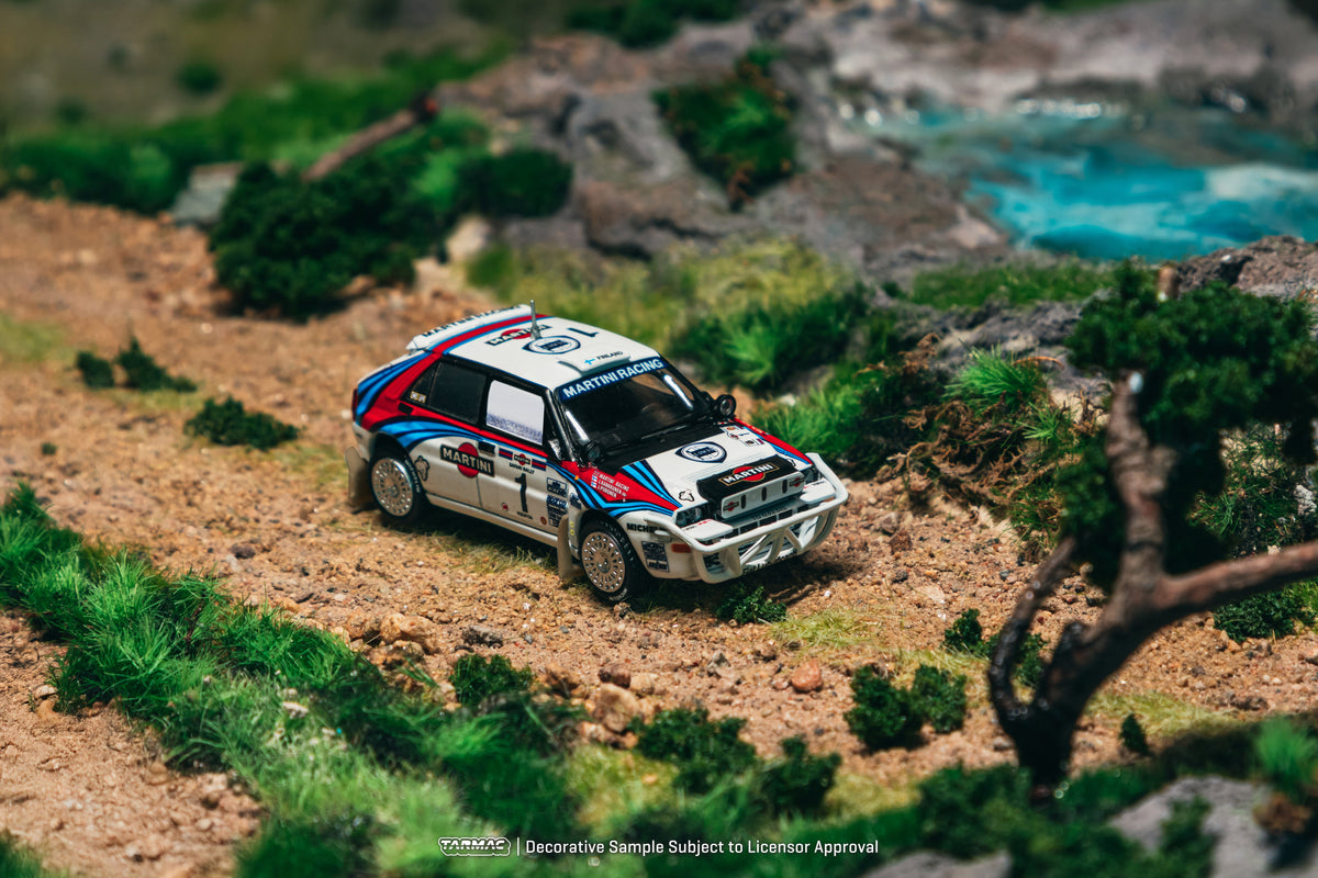 Tarmac Works 1:64 Lancia Delta HF Integrale Safari Rally 1992 T64-049-92SAF01