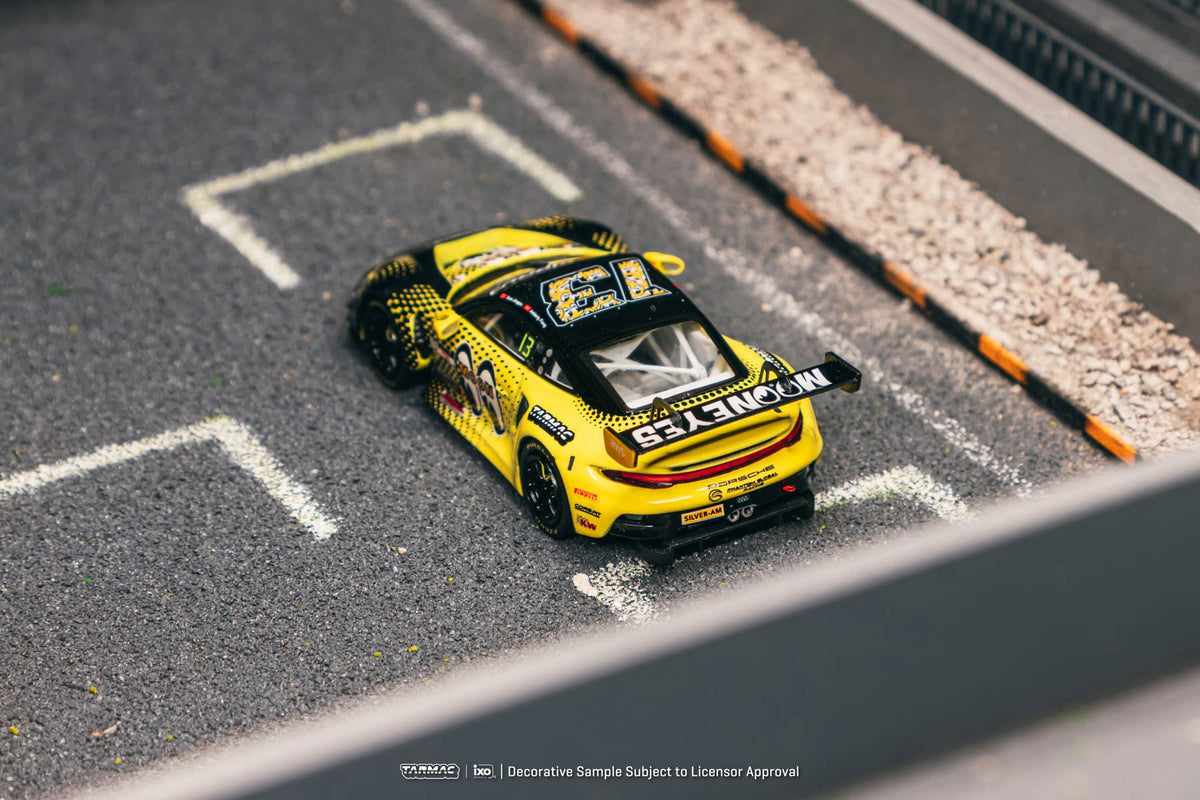 [Preorder] Tarmac Works 1:64 Porsche 911 GT3 R GT World Challenge Asia 2025 T64-084-25FUJ13