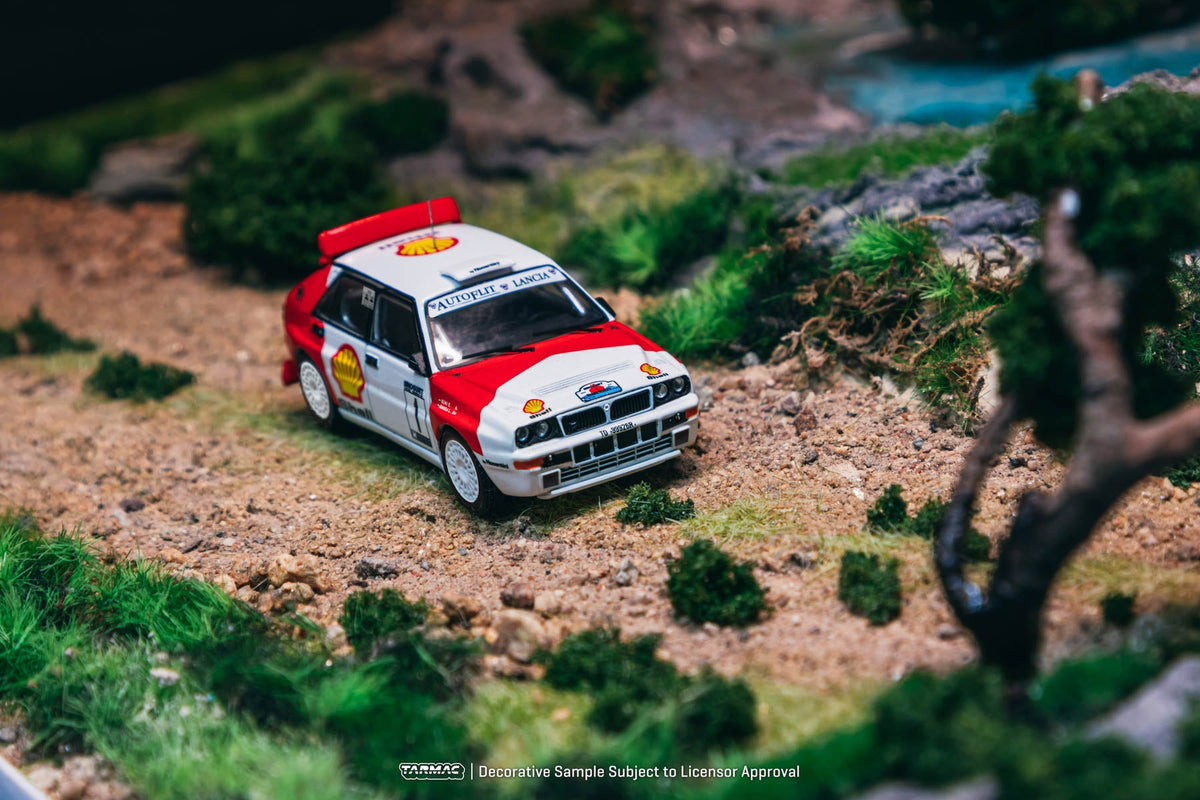[Preorder] Tarmac Works 1:64 Lancia Delta HF Integrale Mogürt-Salgó Rallye 1993 T64-049-93MSR01