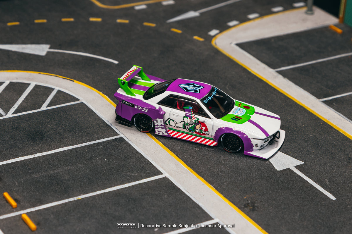[Preorder] Tarmac Works 1:64 LB-Kaido Works R32 SKYLINE Disney Buzz Lightyear – White- Hobby64 T64-097-BUZZ