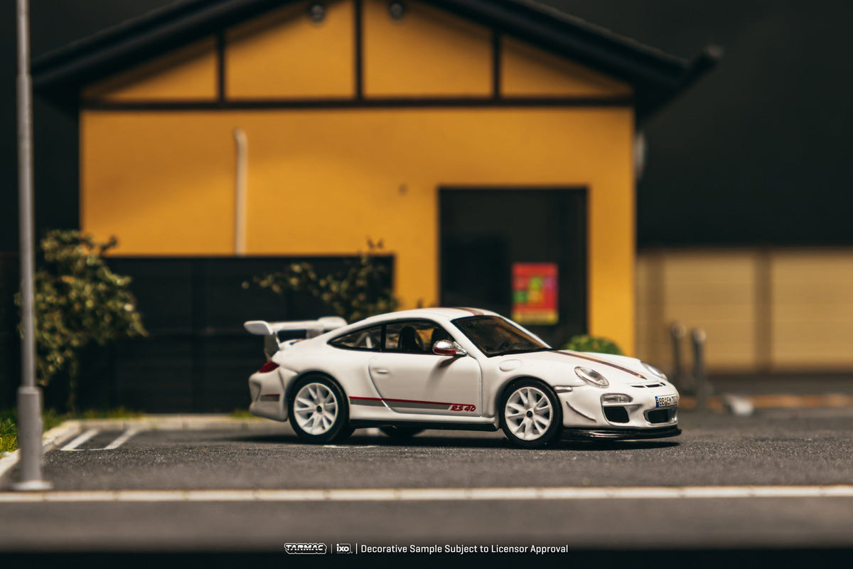 [Preorder] Tarmac Works 1:64 Porsche 911 GT3 RS 4.0 (997.2) White T64G-091-WH