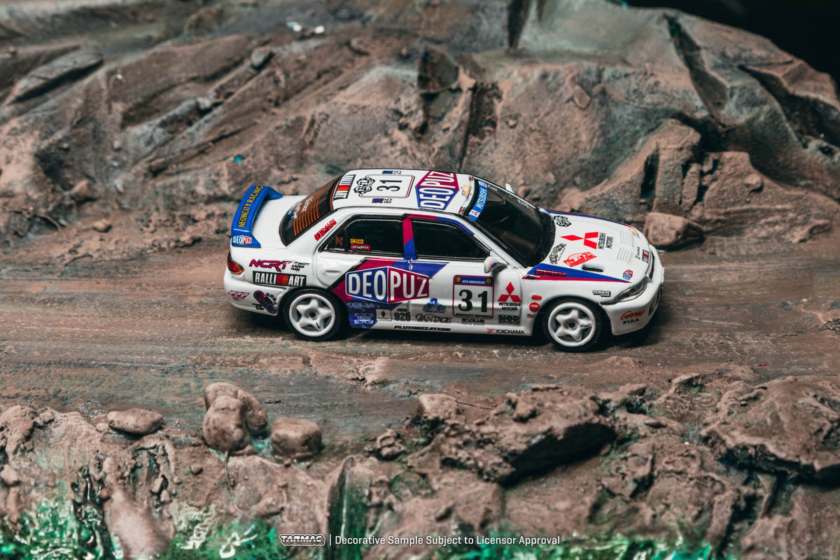[Preorder] Tarmac Works 1:64 Mitsubishi Lancer Evolution Hong Kong Beijing Rally 2025 Global 64 T64G-048-25HKBR31-B