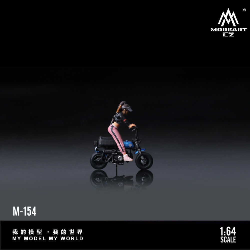 MoreArt 1:64 Racing Female Motorcycle Doll MO222154