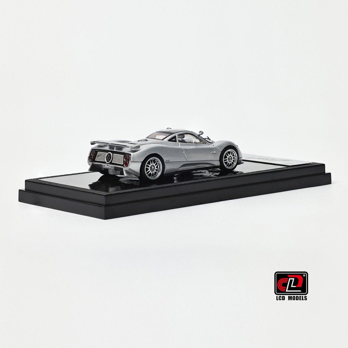 LCD 1:64 Pagani Zonda C12 LCD64044-SI
