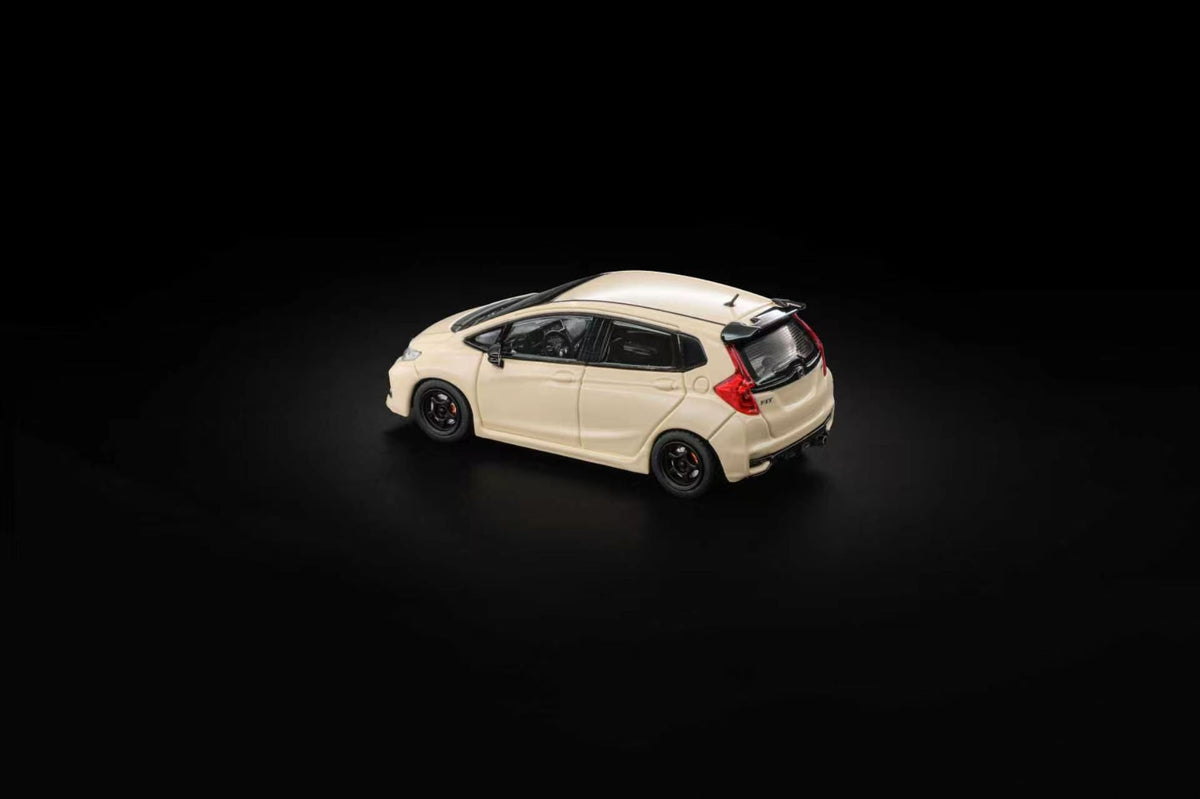 [Preorder] Micro Garage 1:64 Third Generation FIT GK5 RS (3 Colours)