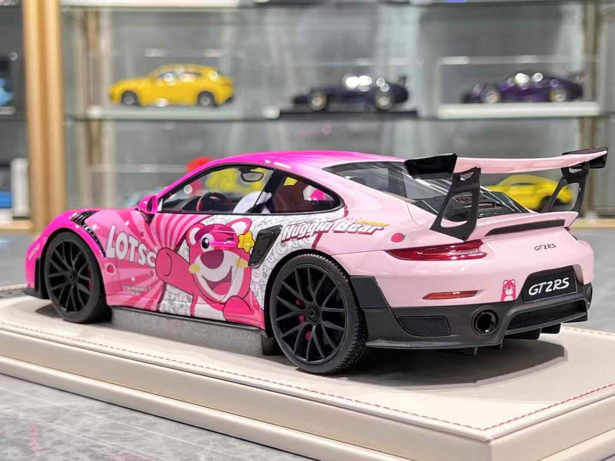 Vehicle Art 1:18 Porsche 911 GT2 RS Weissach - 4 Colors