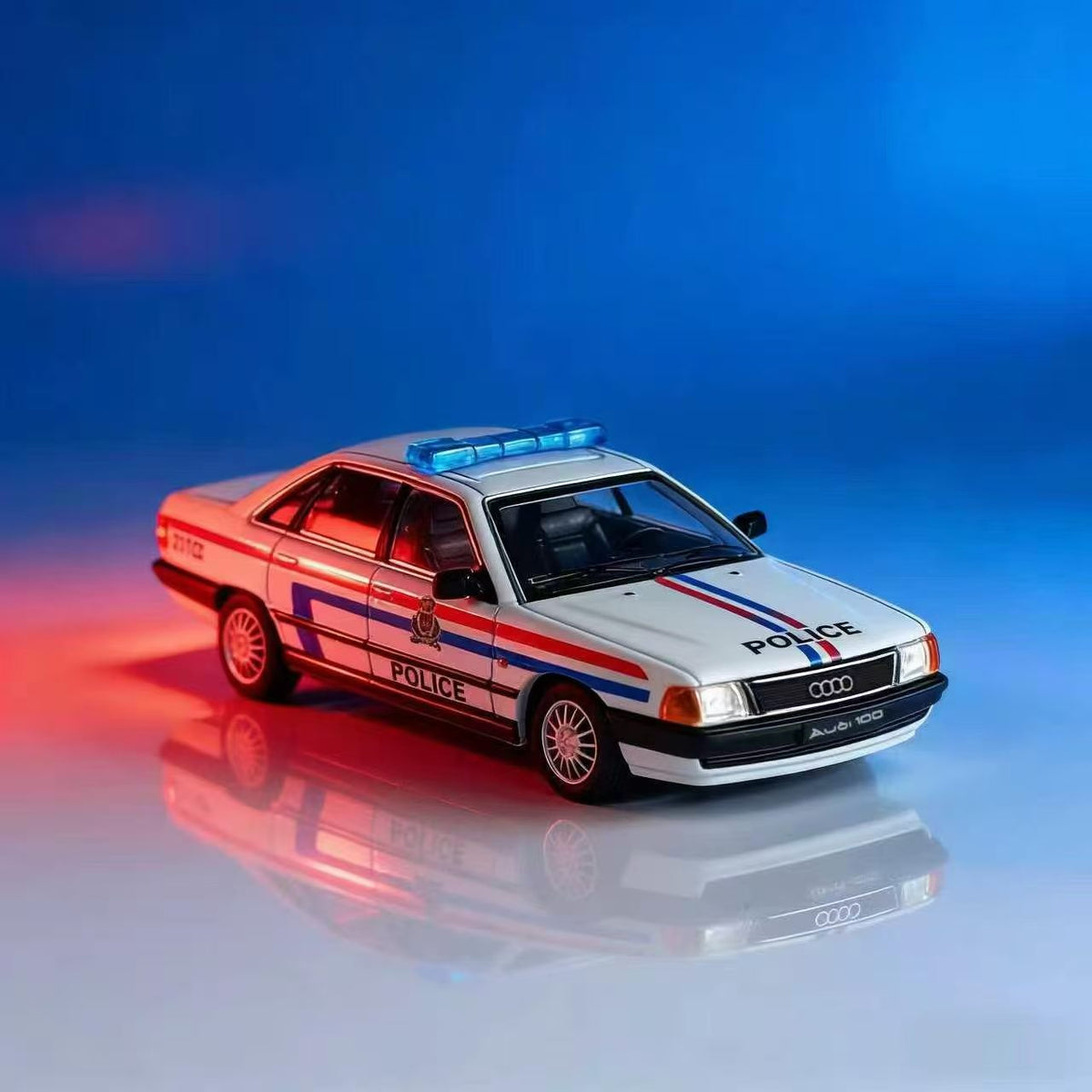 Rhino Model 1:64 Audi 100 C3 Police White