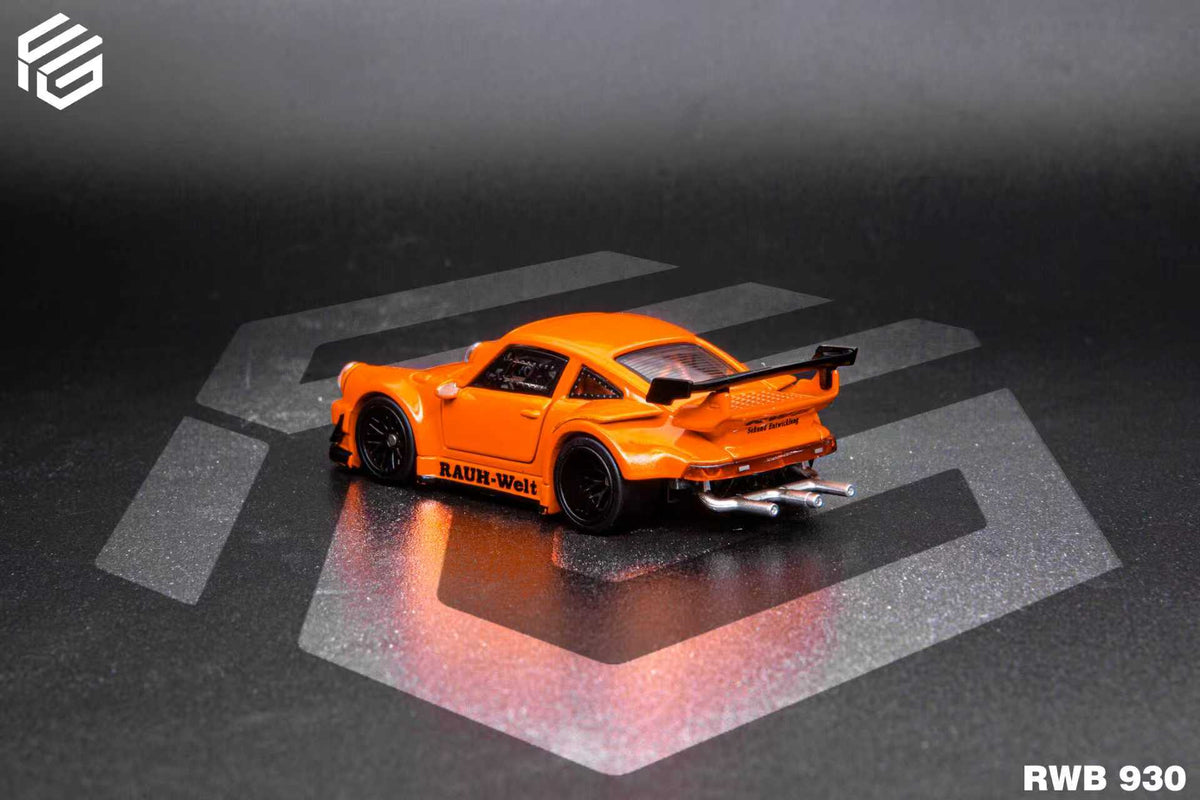 TPC 1:64 Porsche RWB930 Metallic Orange