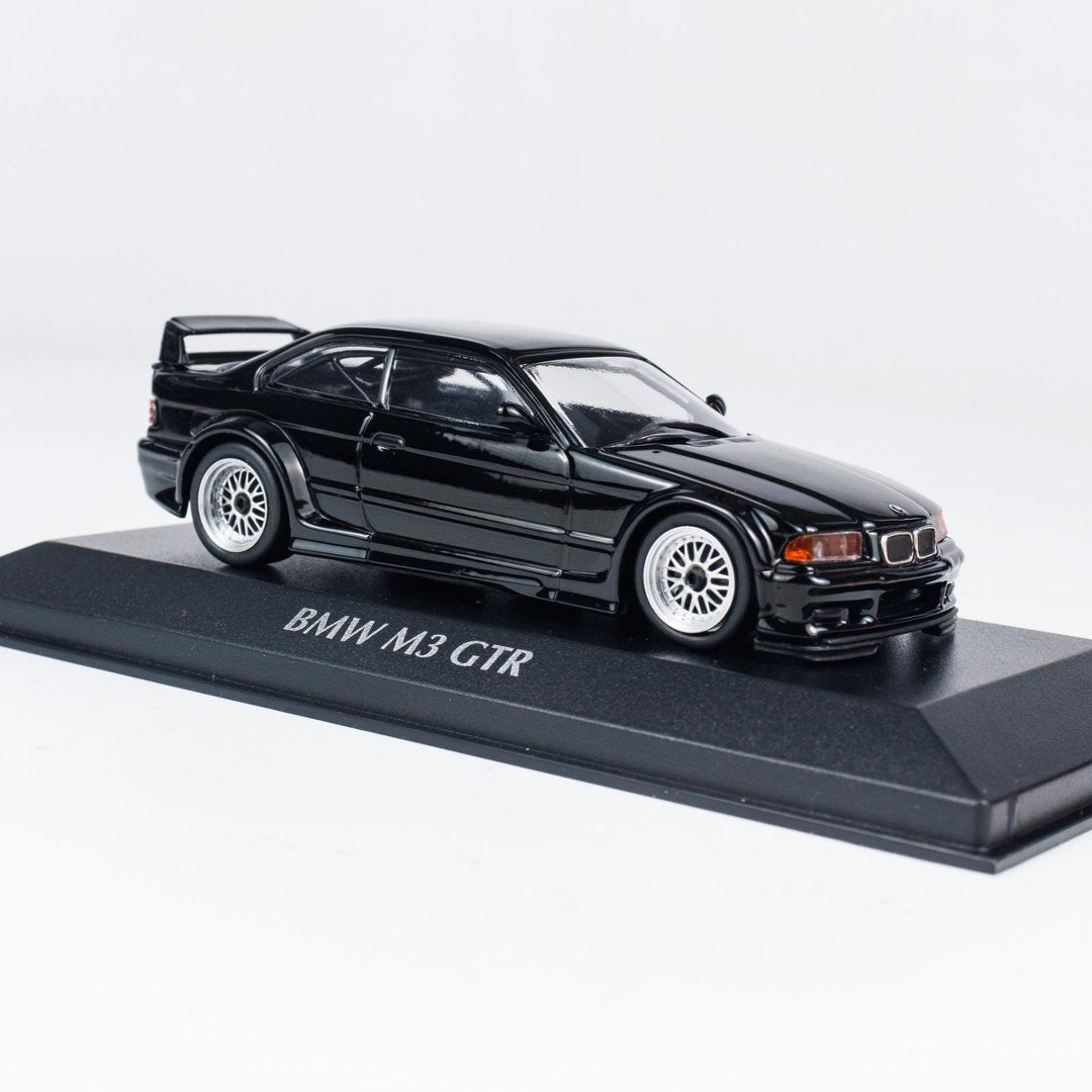MINICHAMPS 1:43 BMW M3 E36 GTR - 1993 - BLACK 940023380