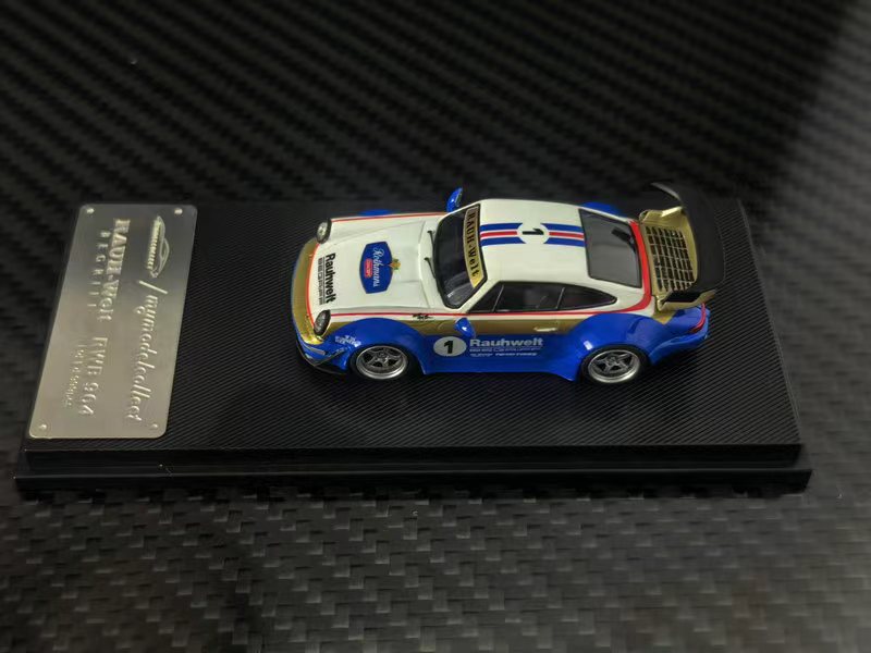 [Preorder] Model Collect 1:64 RWB964 High Wing MC640024D