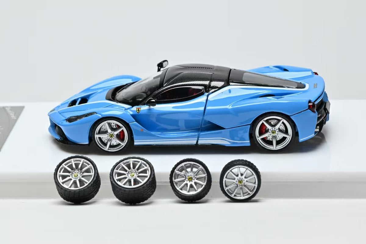 [Preorder] Street Buster 1:64 Ferrari F150 Aperta Baby Blue