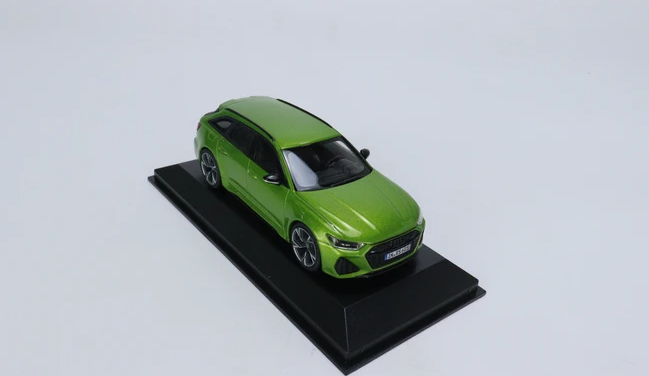 [Backorder] MINICHAMPS 1:43 Audi RS6 Avant Java Green