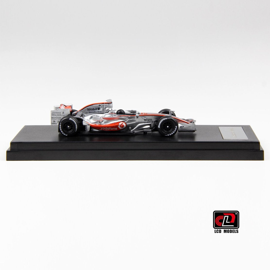 LCD 1:64 McLaren MP4-23 Silver LCD64040-SI
