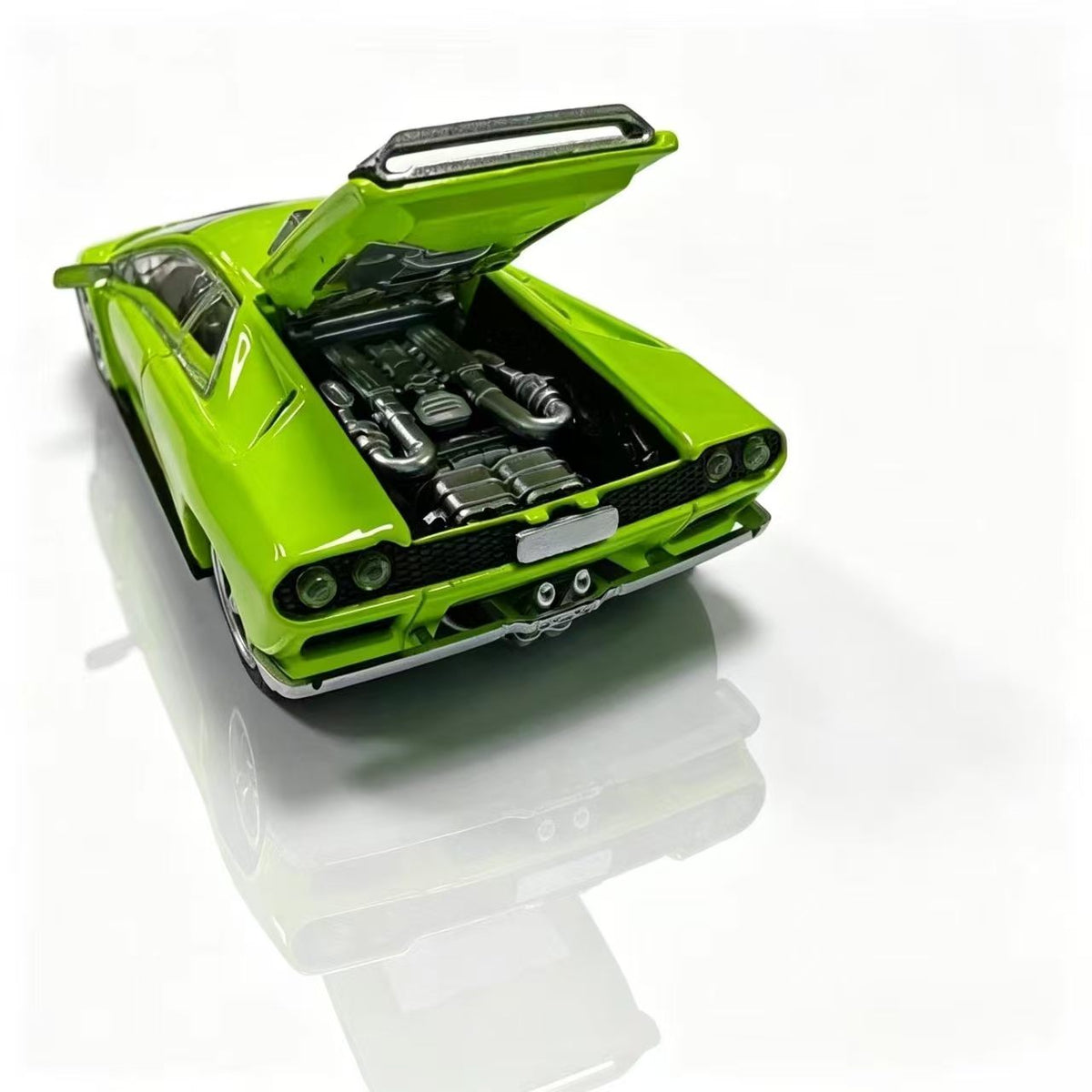 [Preorder] Rhino Model 1:64 Lamborghini Diablo "Eccentrica" (2 Colours)